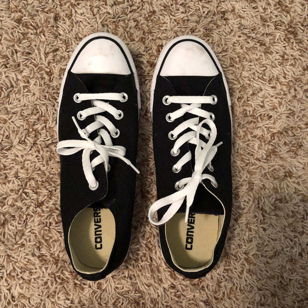 Converse with double tongue